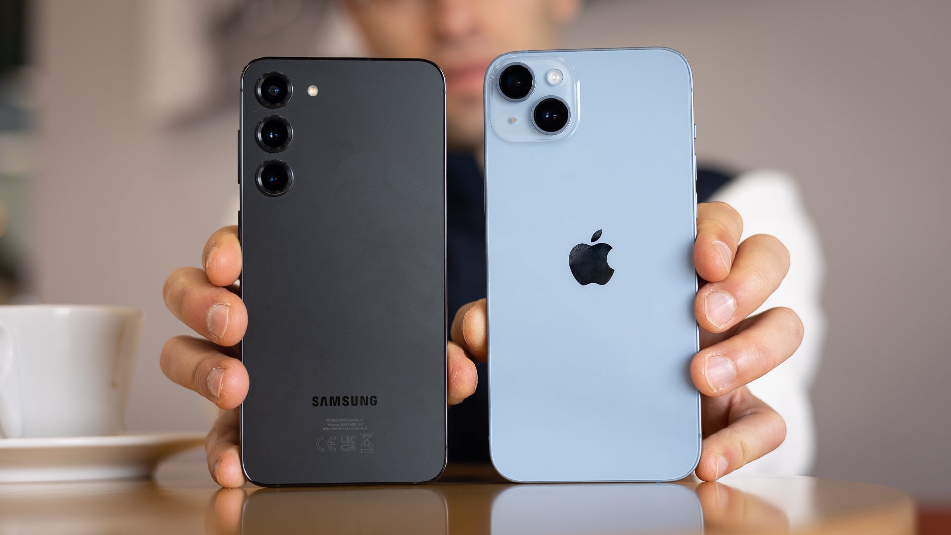 La Batalla de Titanes: Samsung S23 vs iPhone 15 – Una Comparativa Detallada